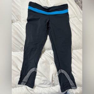 Black lululemon leggings